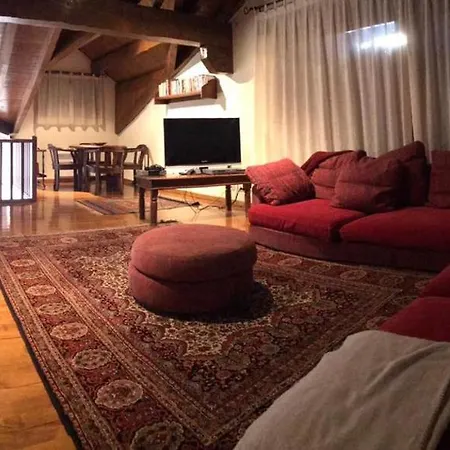 Casa Ii *